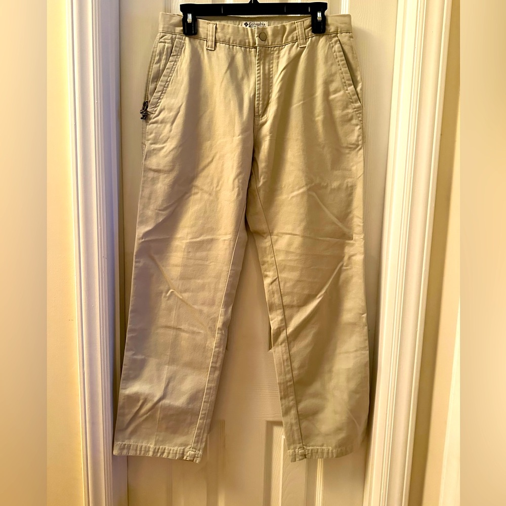 Columbia-khaki Pants. Size 10s.